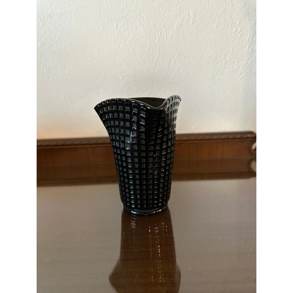 Vintage LE Smith (?) Black Glass Waffle‎ Block 3 Corner 4.5'' Vase